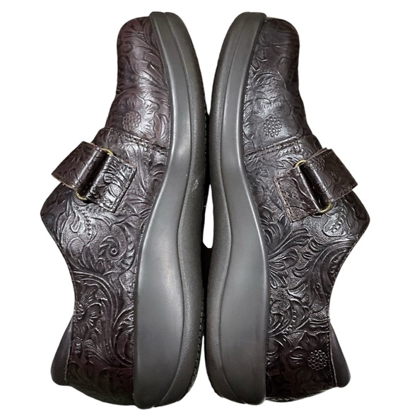 ALEGRIA Joleen Women's 7-7.5 / 37 Espresso Embossed Leather Clogs Occupational - Picture 5 of 13
